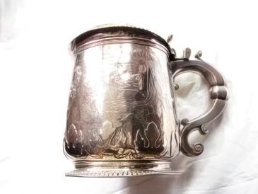 Photo of tankard given by Fortrey