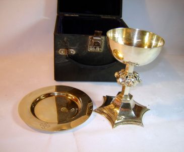 Photo of Chalice and Paten