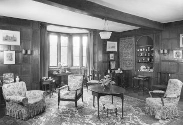 Photo 1948 of sitting room